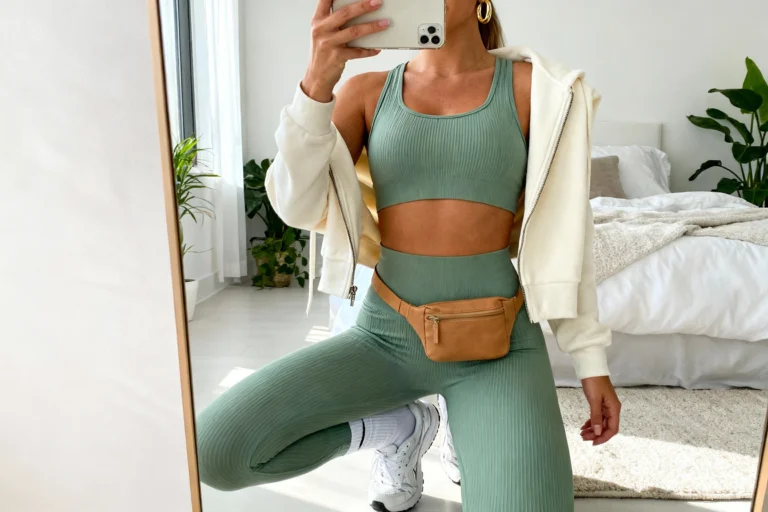 10 Stylish & Flattering Gym Outfit Ideas Every Woman Needs to Feel Unstoppable