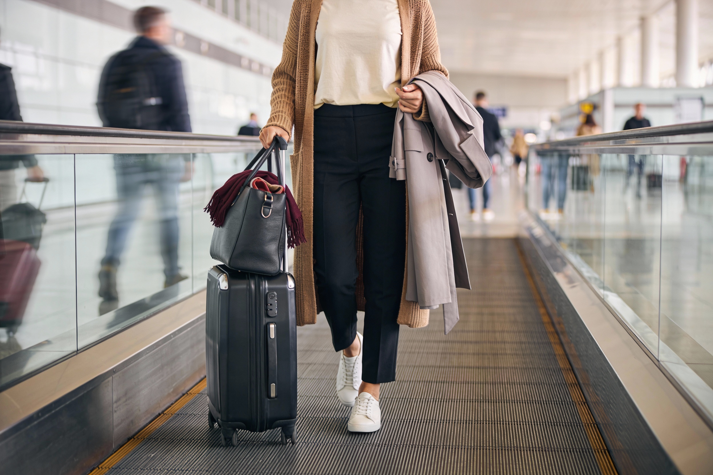 How to Dress Chic but Comfortable for Travel and Actually Wow