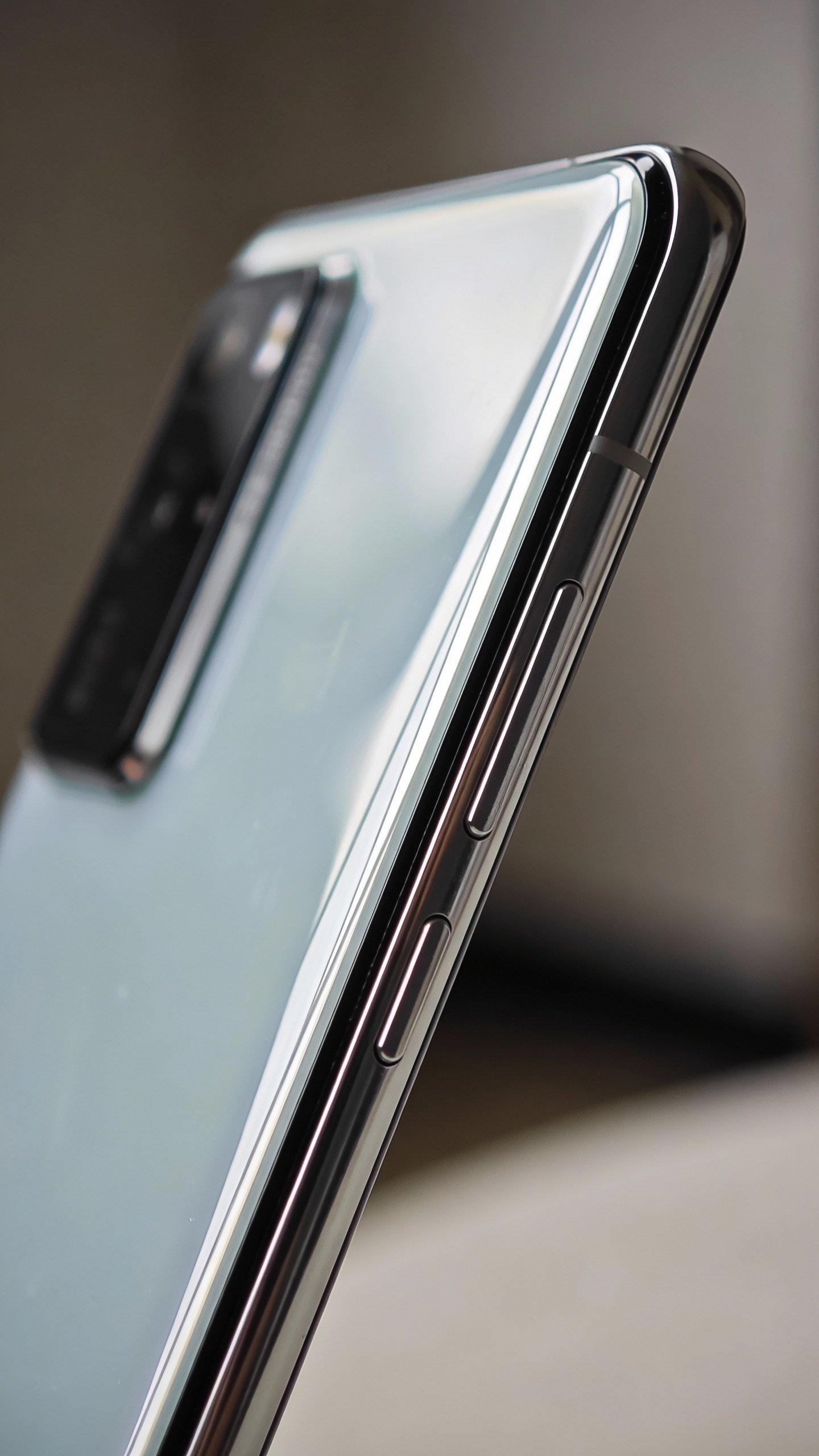 closeup of smartphone showing “What’s the vibe?” text