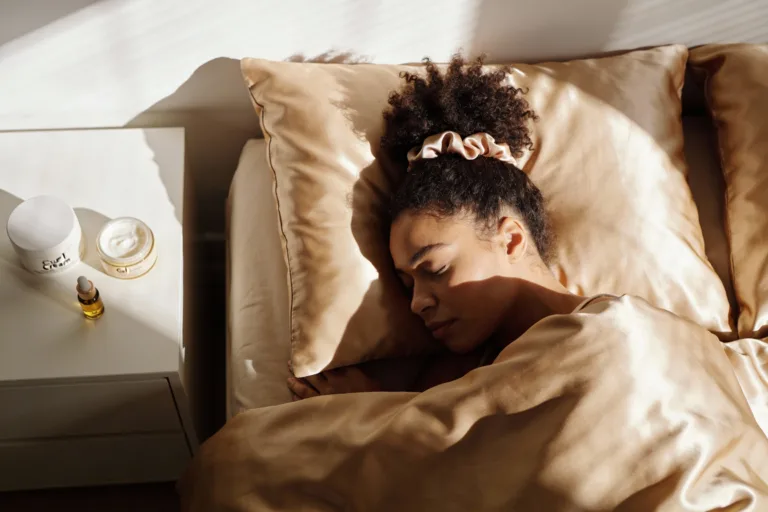 How to Preserve Curls Overnight Without Flattening Them Fast